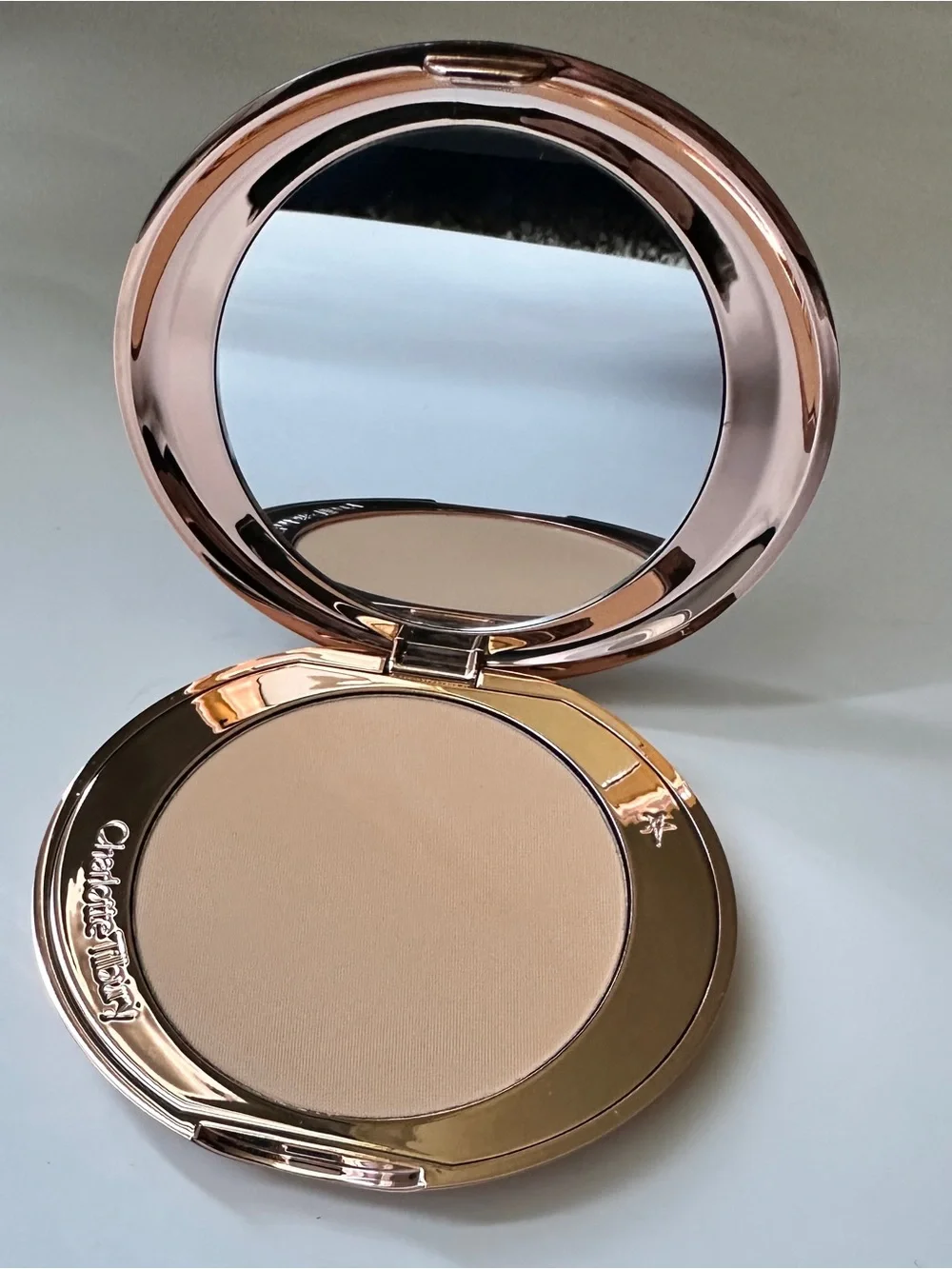 Charlotte Tilbury Metallic Rose Gold Compact